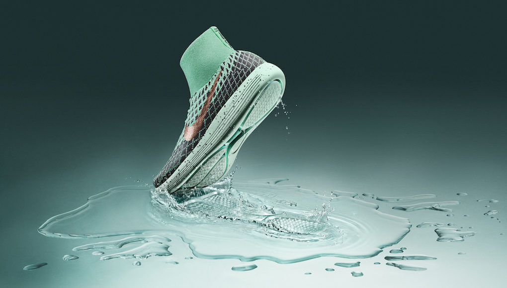 ho16_rn_lunarepic_flyknit_shield_w_hero_v8_original